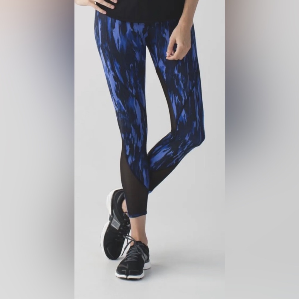 LULULEMON All Meshed Up‎ 7/8 tights sz 8 Painted Animal Sprinkler Luxtreme Mesh